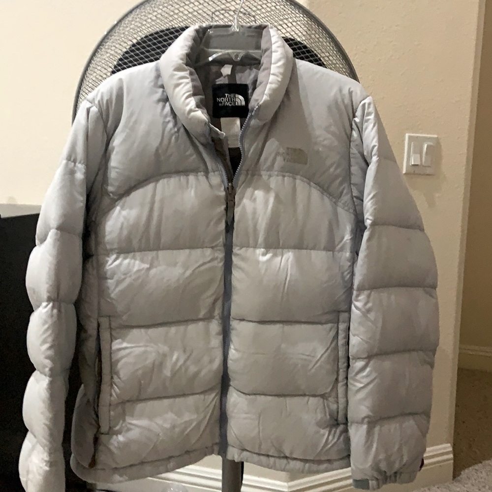 Women’s North Face 700 Down Puffer Jacket size XL light grey/light blue